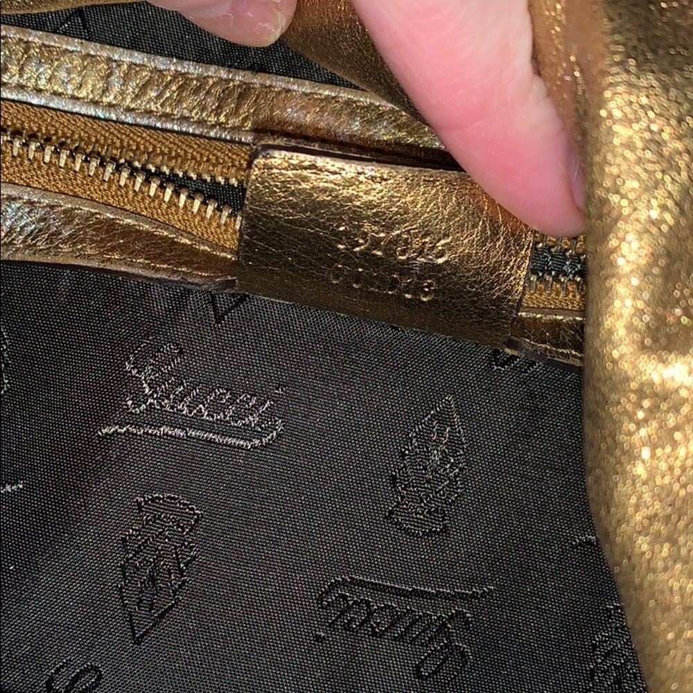 πTRADED!!π Ltd. Ed. Crystal Coat Gucci Hysteria - Picture 4 of 7